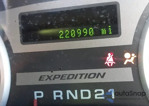 2005 Ford Expedition Limited z USA, uszkodzony, nr VIN 1FMPU195X5LA91951